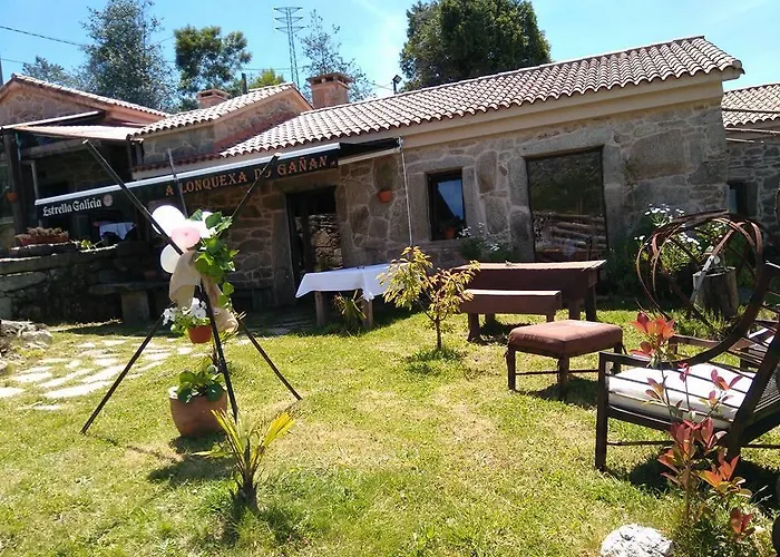 منزل ريفي A Lonquexa Do Ganan غوندومار